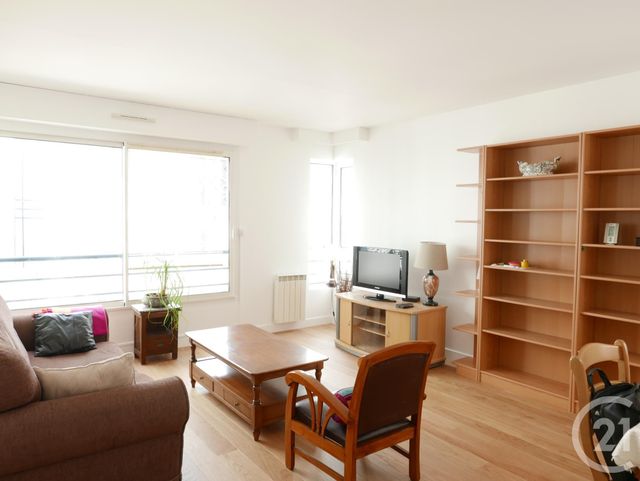 Appartement F3 à louer PARIS